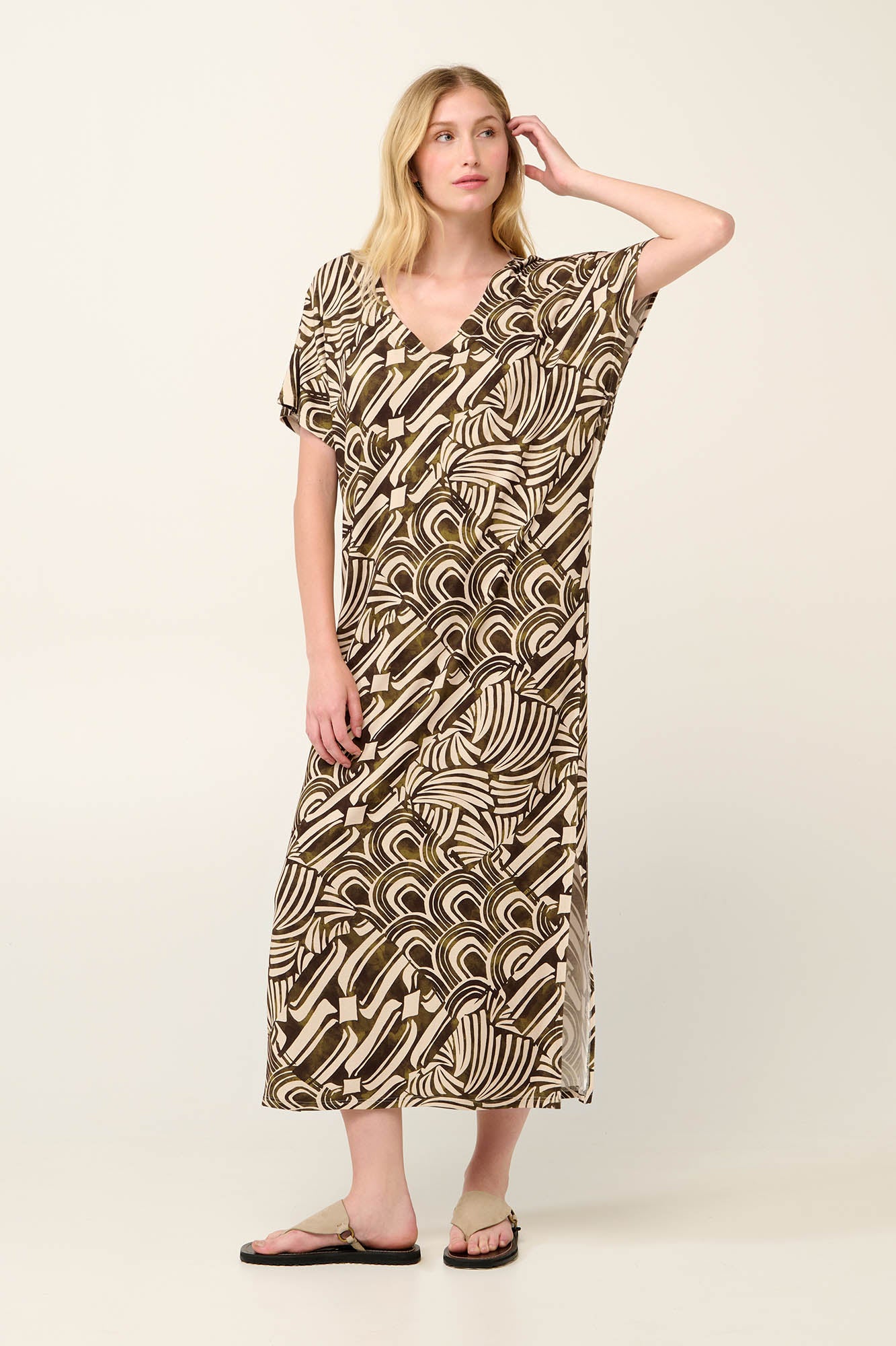 Moroccan Tile Patchwork Print Caftan By Vamp - S-2XL(+)