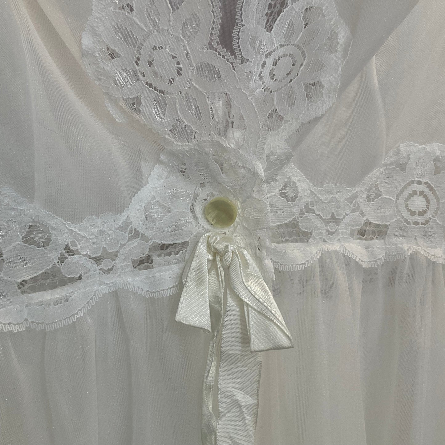#168 1960's White Nylon and Lace Peignoir Robe and Nightgown Set By Lov'lee - M/L+