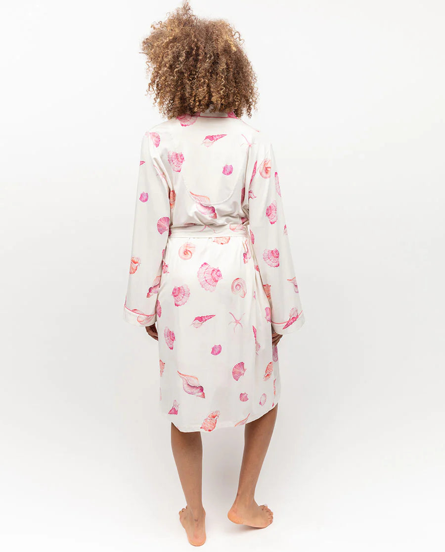 Shelly Shell Printed Jersey Short Dressing Gown By Cyberjammies - XL & XXXL