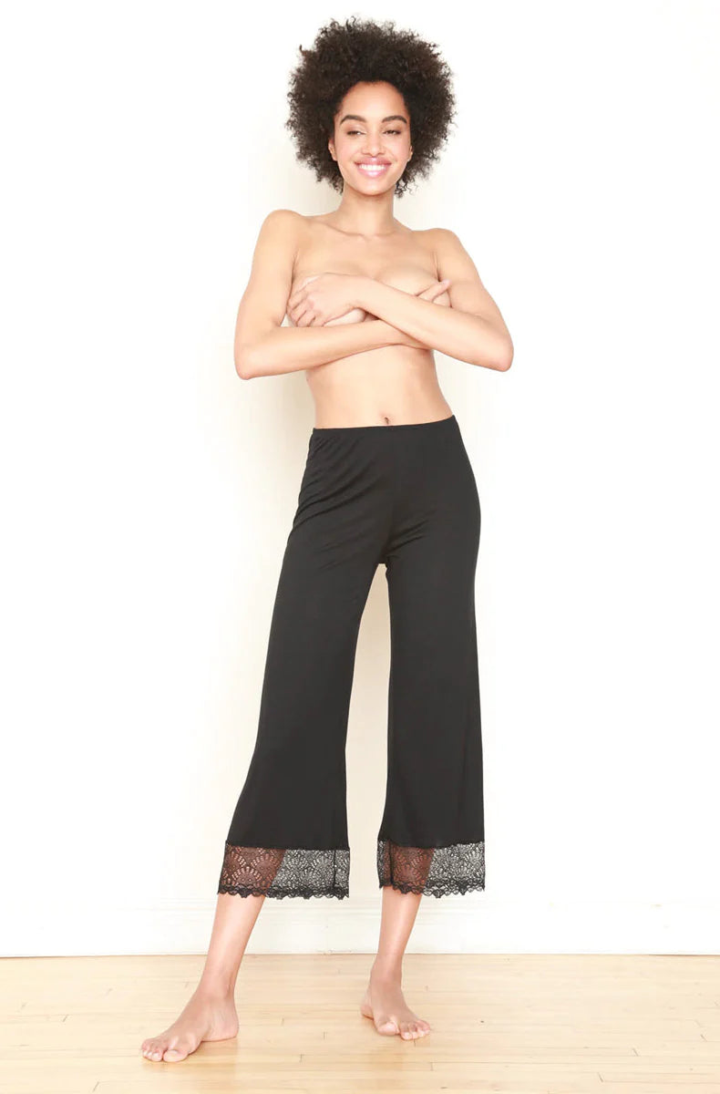Venice Cropped Pant in Black - S-XL + (SO stretchy!!!)