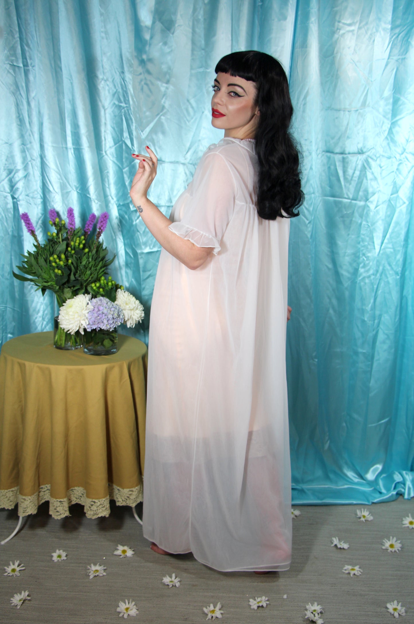 #162 White Peignoir Robe by La Loire- L+