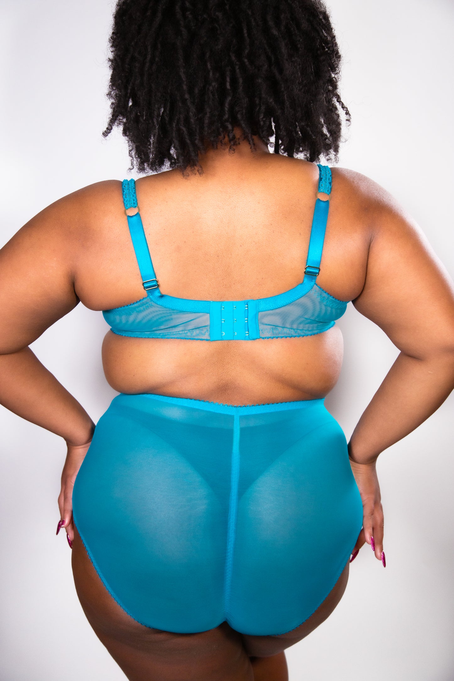 Savoir Faire Curve Bra In Turquoise By Dita Von Teese - 38D-44G