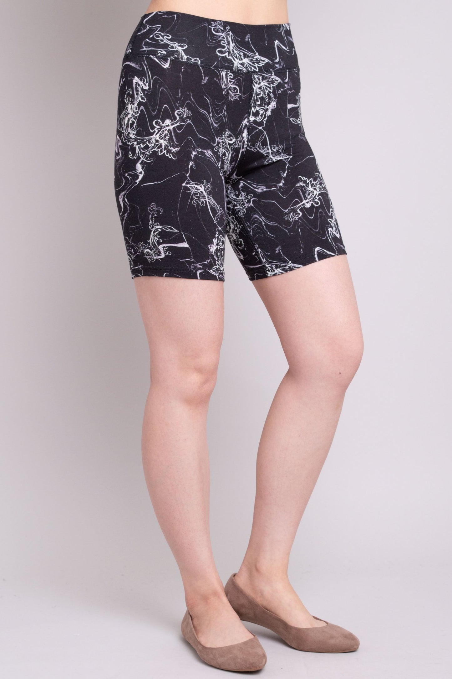 Hallie Comfort-short in Komachi- XS-3X