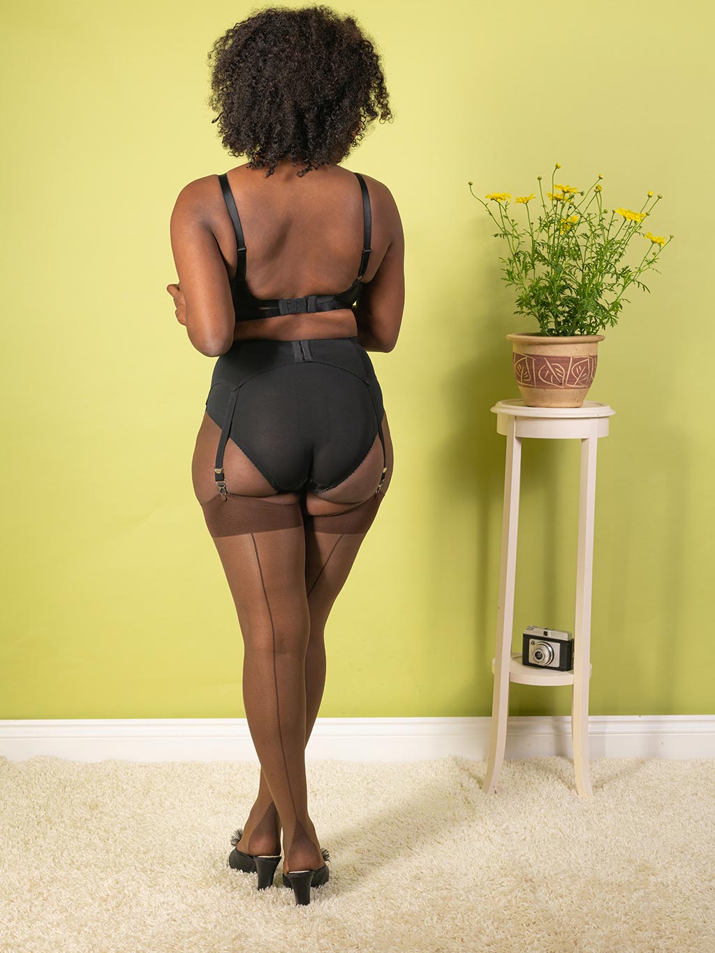 Chocolate on Coffee Glamour Seamed Stockings