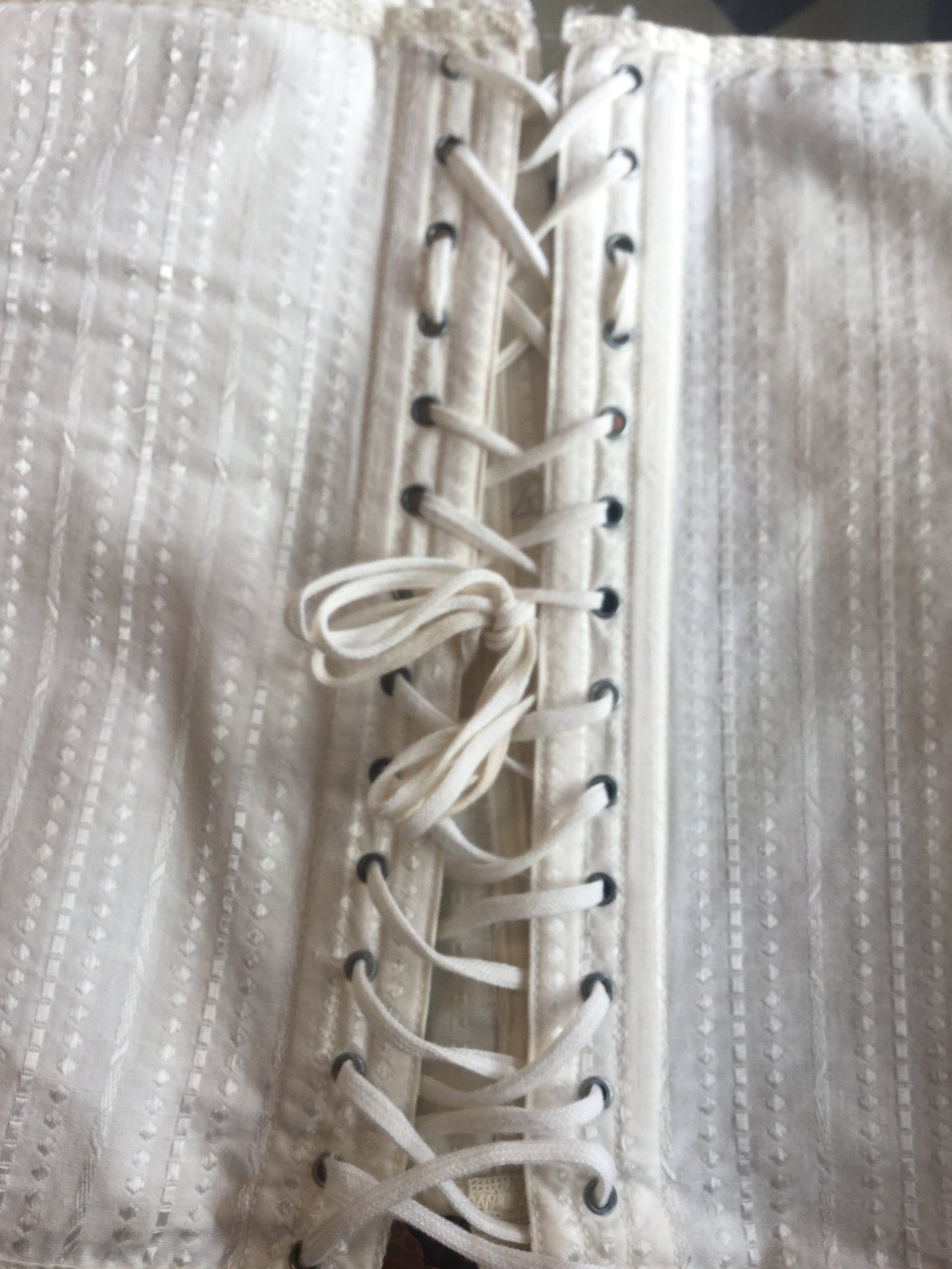 Eaton’s Flexosteels Waist Cincher 34/XL+ #112