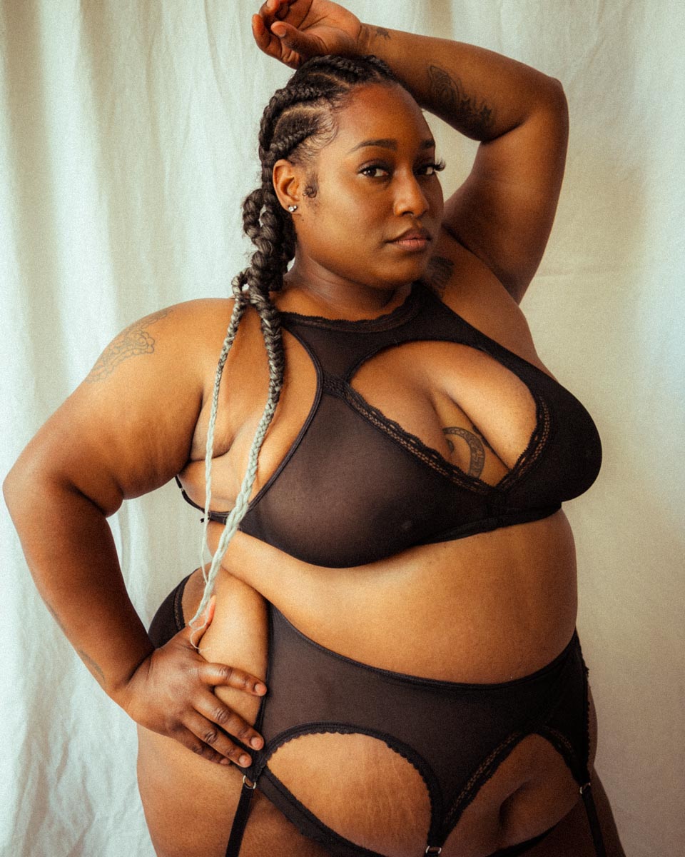 Black Mesh Garter Belt Nouveau - XS-2X