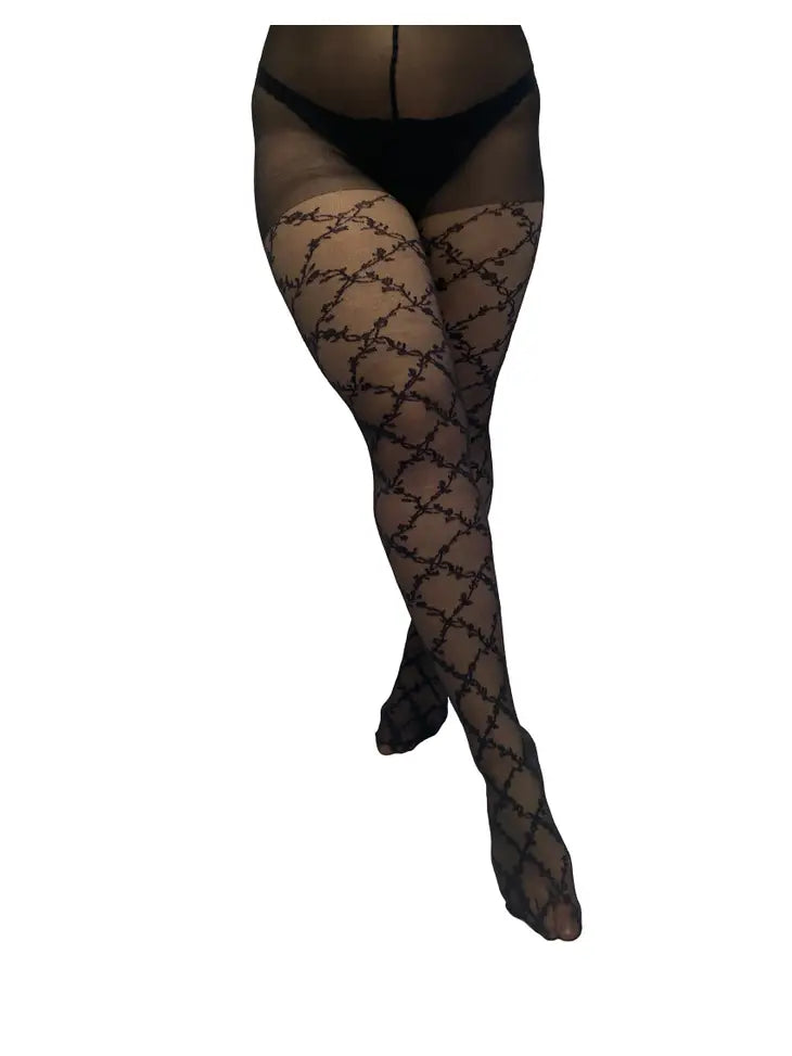 WHERE TO FIND PLUS SIZE PATTERNED TIGHTS AND THIGH HIGH'S - Stylish Curves