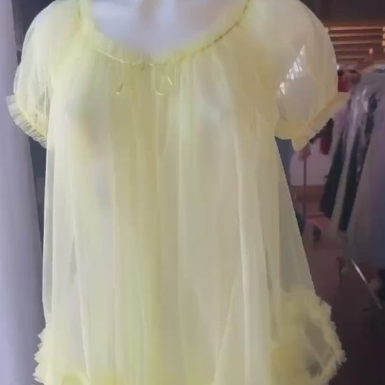 Sabrina Carpenter inspired open babydoll