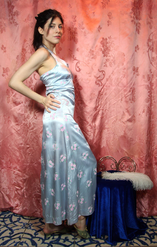 Icy blue floral gown with zipper! XS/S #045